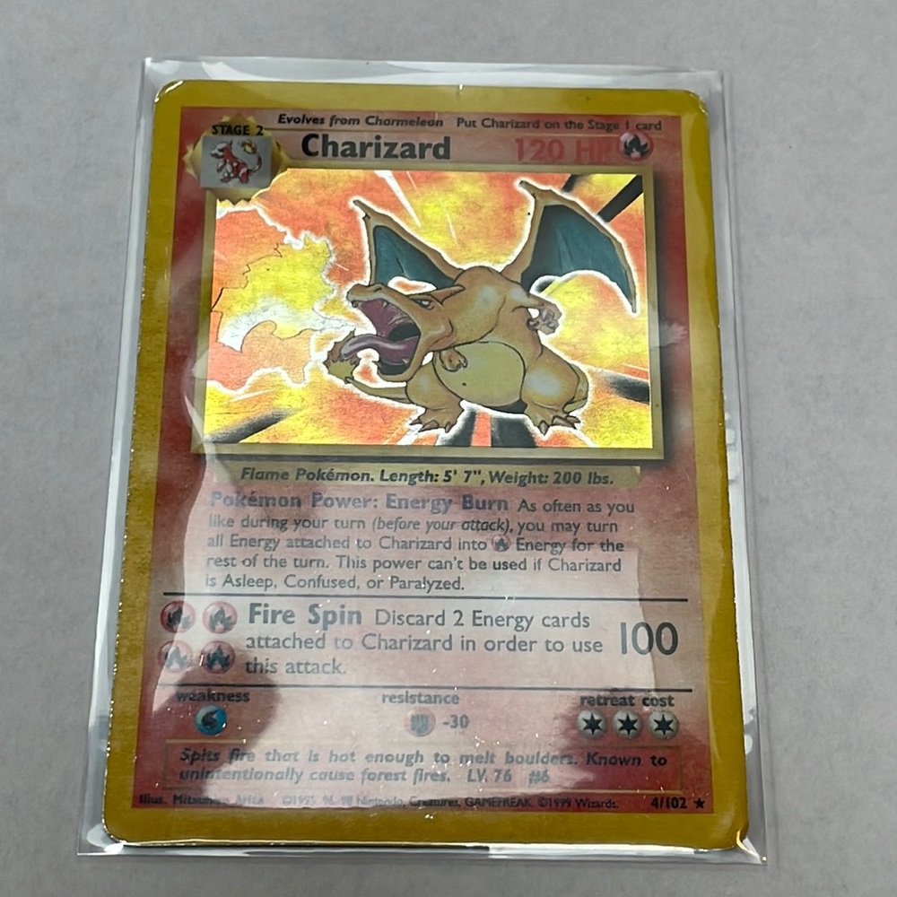 Charizard #4 Pokemon Base Set